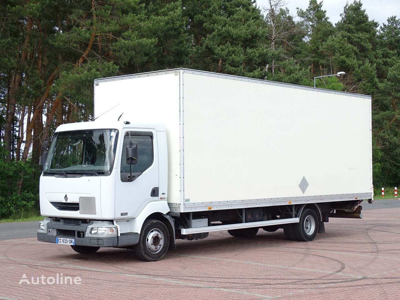 автофургон Renault MIDLUM 180 DCI