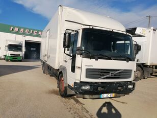 автофургон Volvo FL6