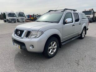 пикап Nissan Navara 2.5 dCi