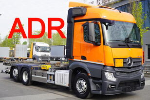 грузовик шасси Mercedes-Benz Actros 2545 E6 BDF 6×2 / FULL ADR / third axle lifted and steere
