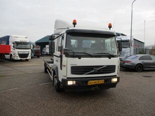 крюковой мультилифт Volvo FL 612 220 EURO 3 !!! 372.419 KM !!! 14 TONS AJK-NHS CONTAINERSY