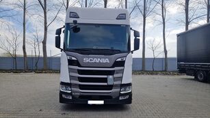 тягач Scania R450