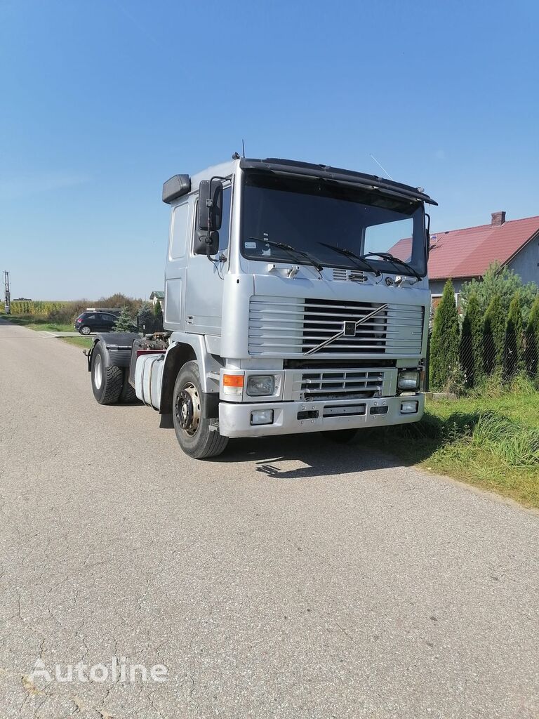 тягач Volvo F 10